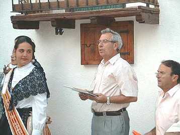 PacoVives2.jpg (14610 bytes)
