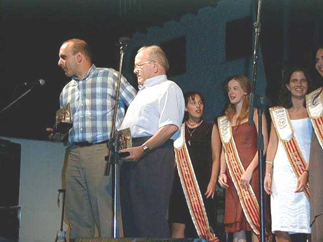 ff2000competiciopremi.jpg (31112 bytes)
