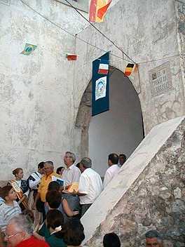 ff2000perxi.jpg (15627 bytes)