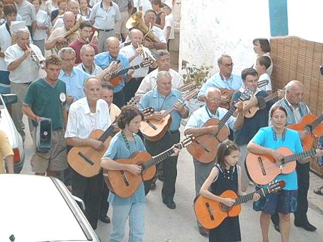 ff2000rondalla2.jpg (46199 bytes)