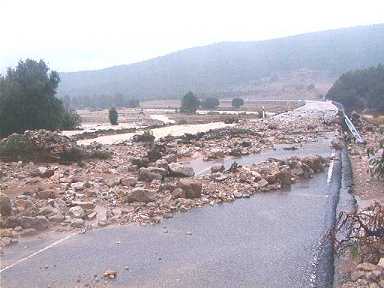 CARRETERA MORELLA-VILAFRANC.jpg (15083 bytes)