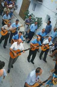 rondalla2.jpg (9885 bytes)